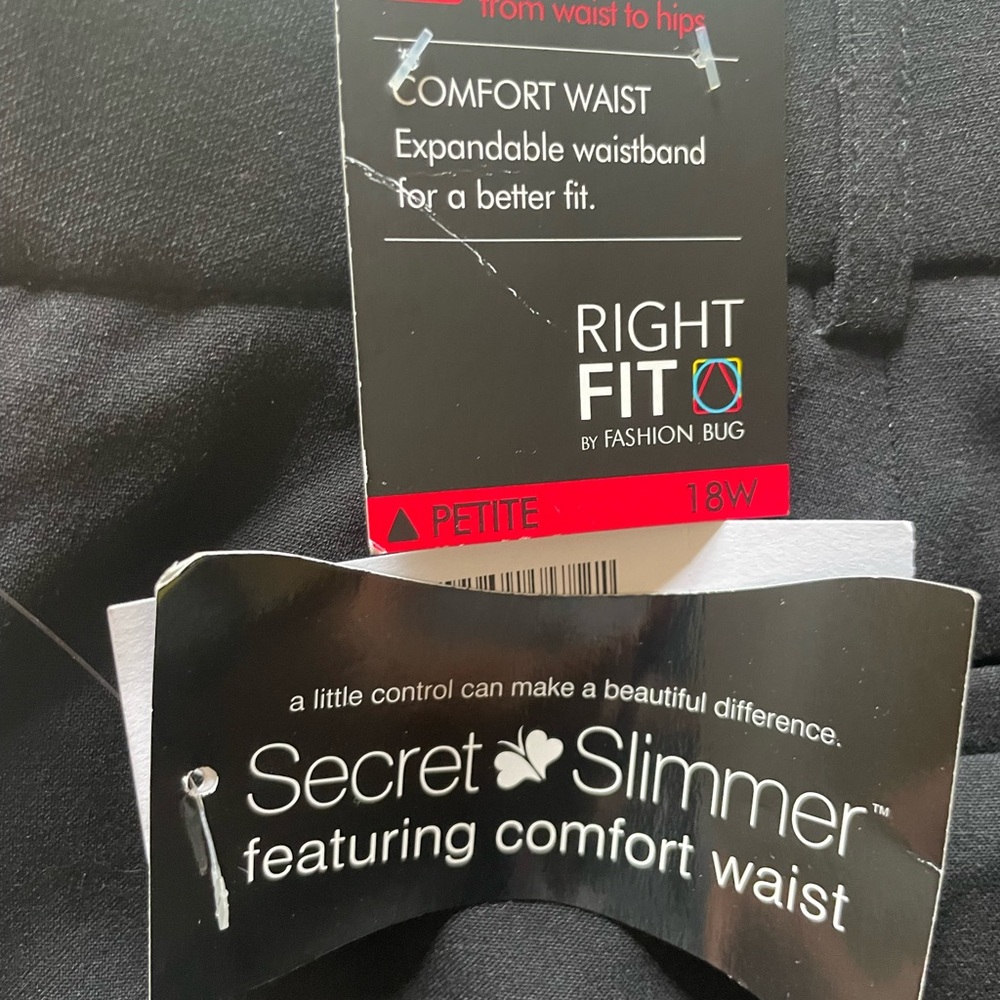 NWT Fashion Bug
Secret Slimmer Petite Womens Black Pants
Size 18